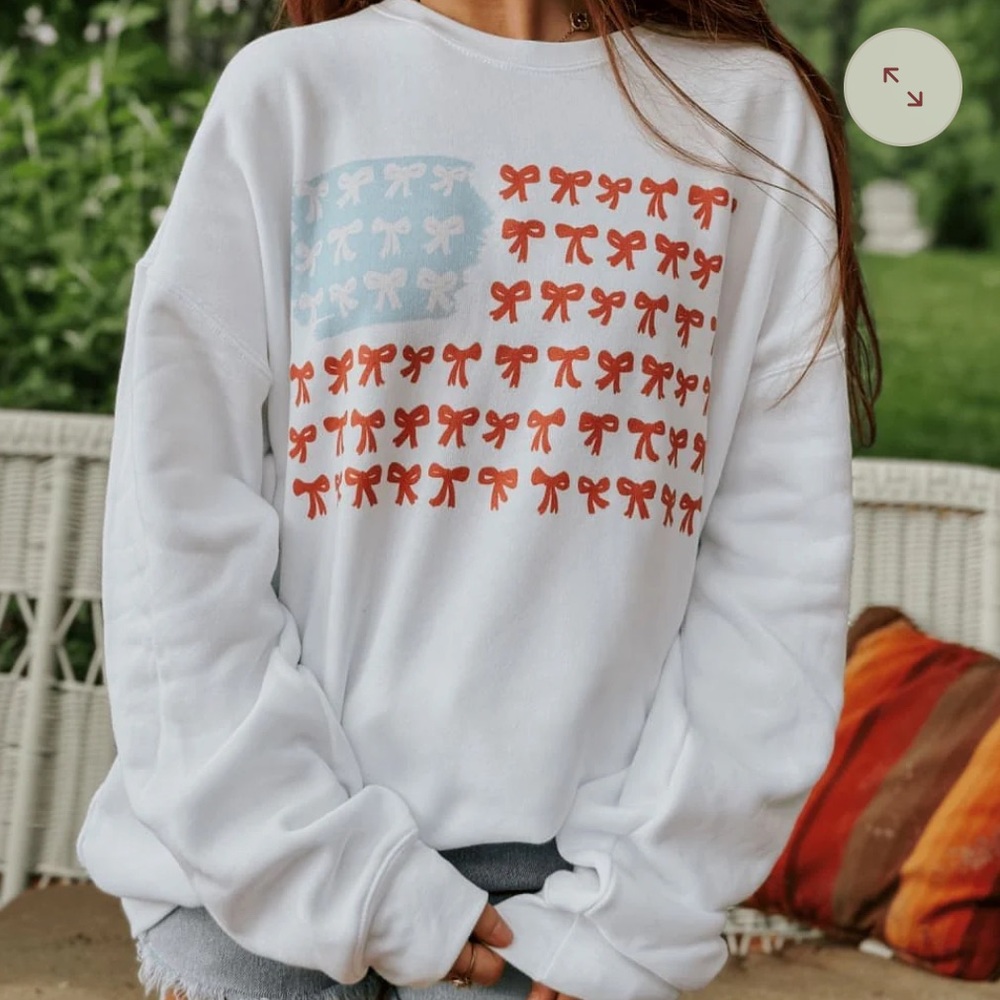NWOT American Flag‎ Bow Sweatshirt